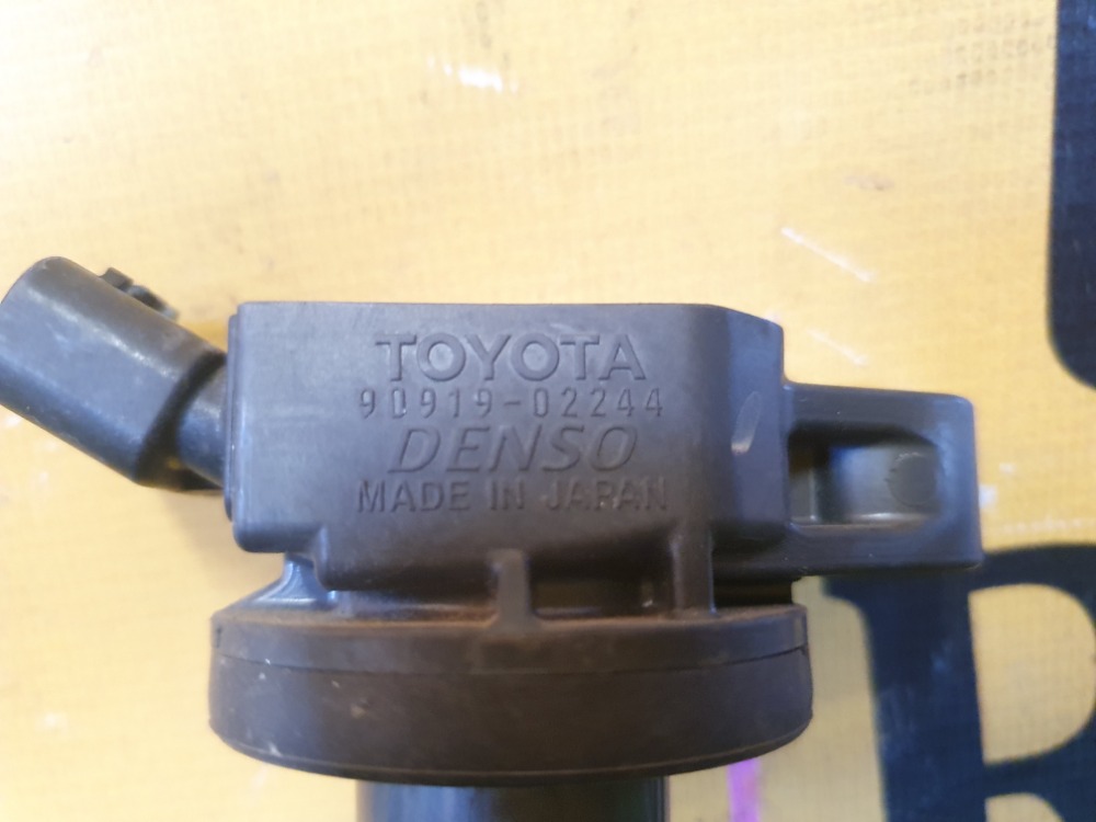 Катушка зажигания Toyota RAV4