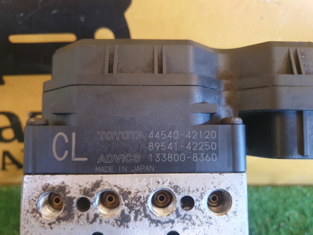 Блок ABS Toyota RAV4 XA30