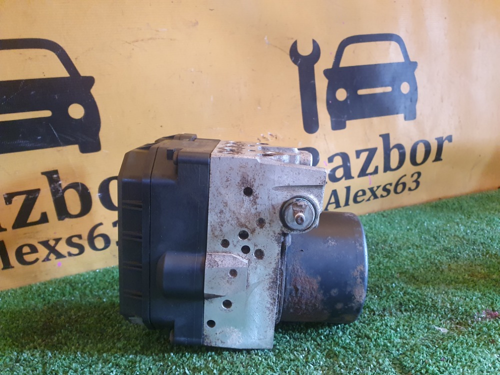 Блок ABS Toyota RAV4 XA30