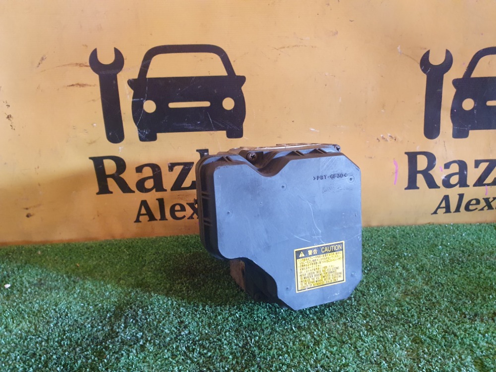 Блок ABS Toyota RAV4 XA30