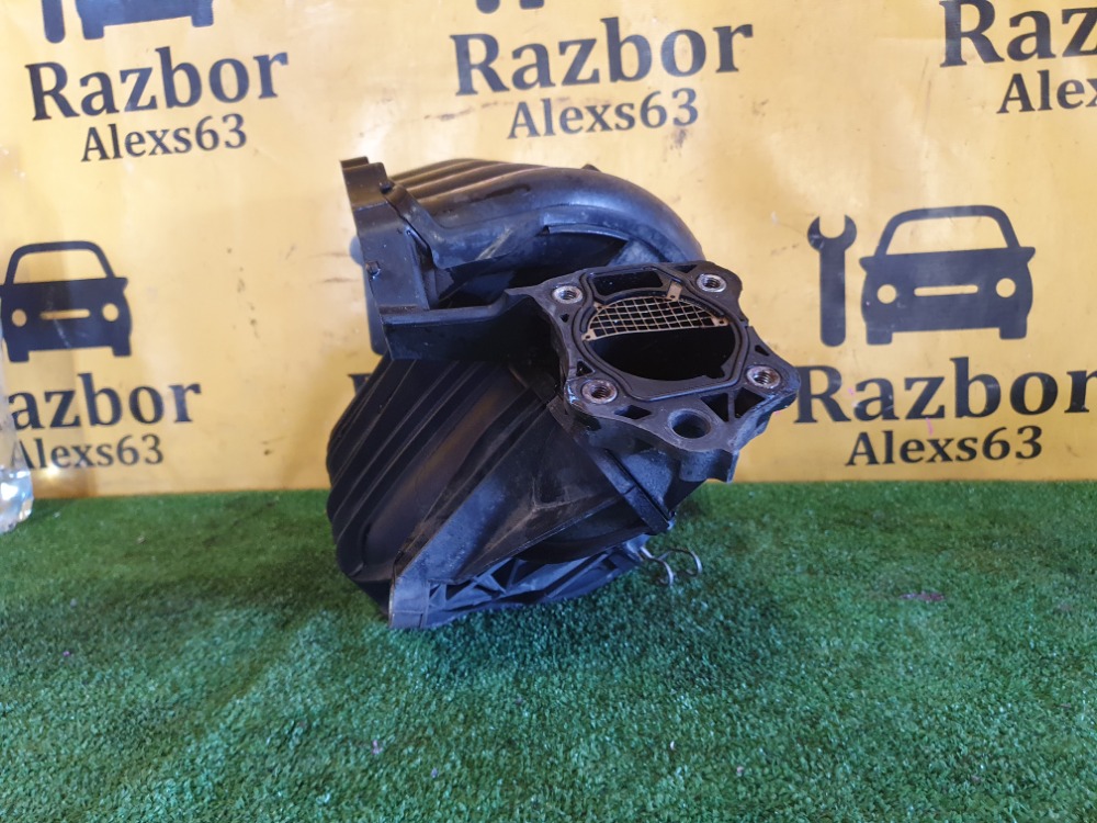 Впускной коллектор Toyota RAV4 XA30