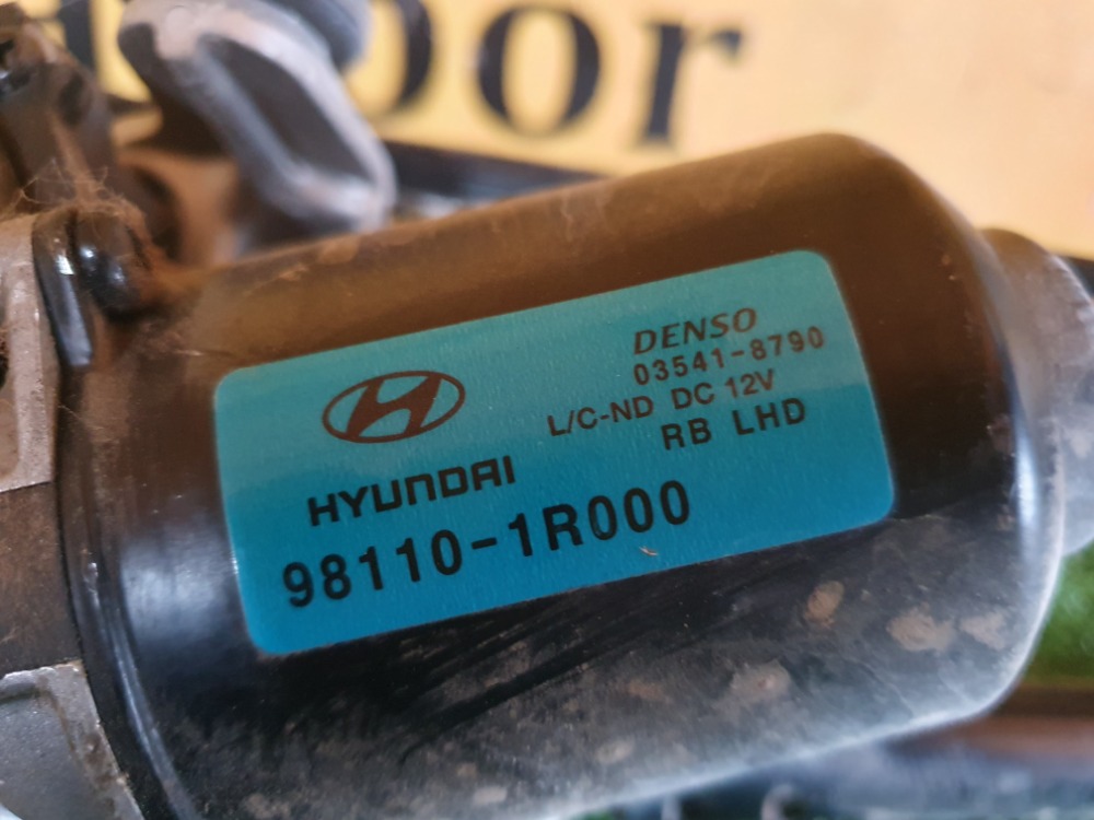 Трапеция дворников Hyundai Solaris 1