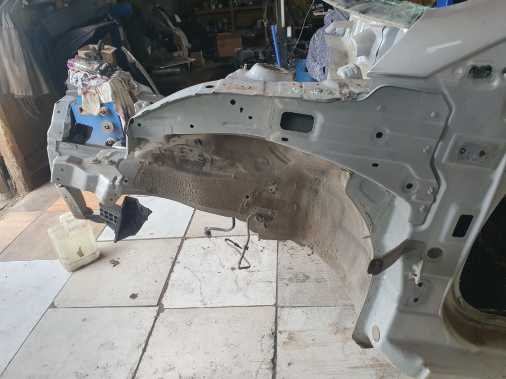 Четверть кузова Hyundai Solaris 1