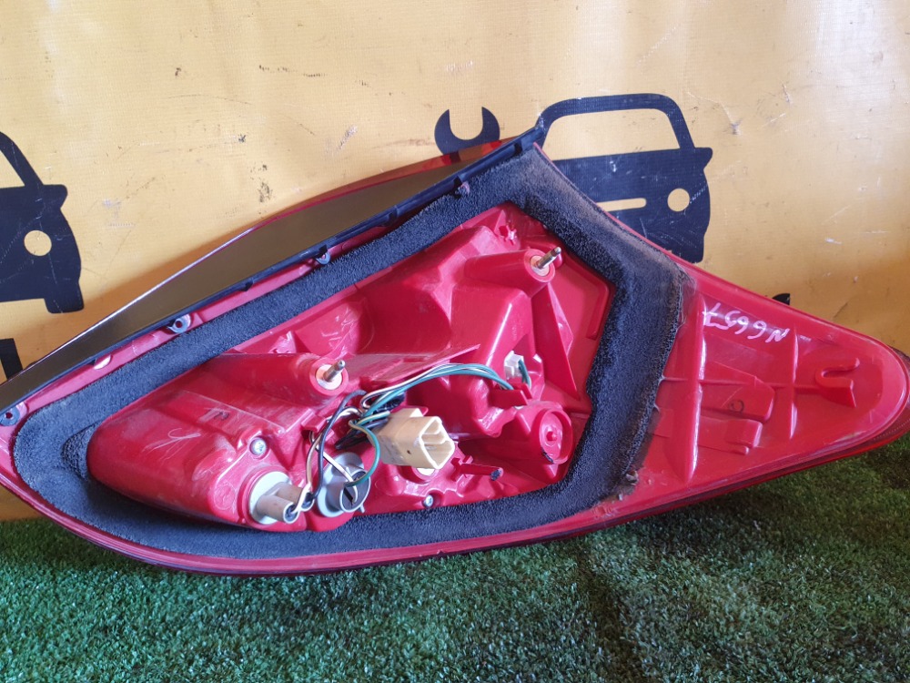 Фонарь Toyota RAV4 XA30