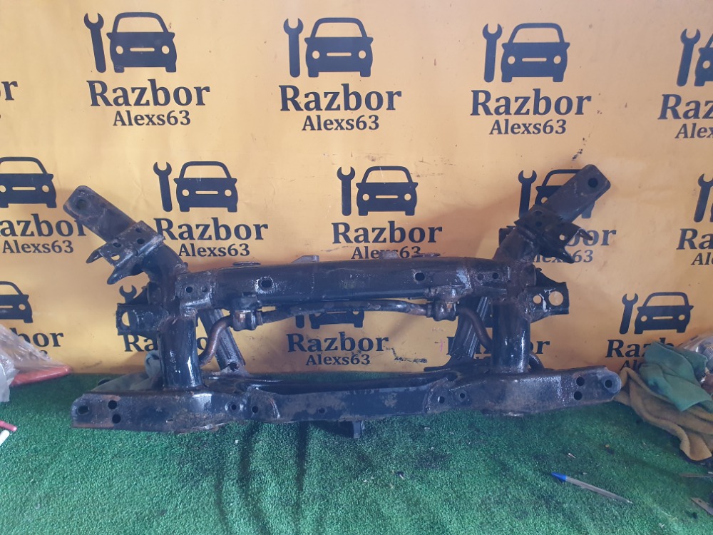 Подрамник Toyota RAV4 XA30