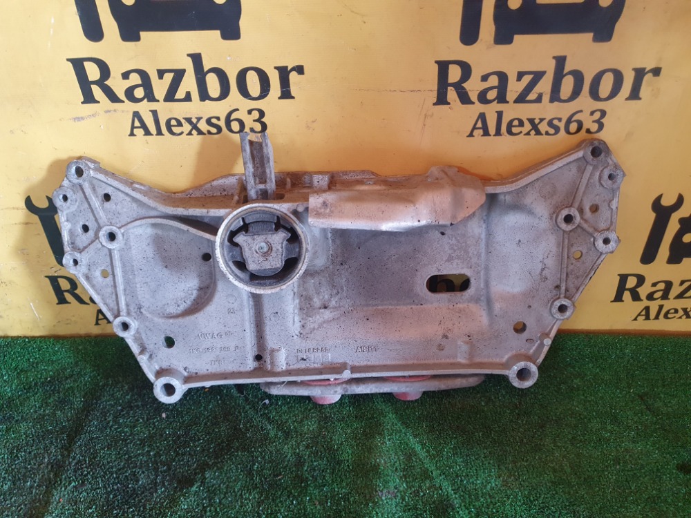 Балка под моторная Volkswagen Golf 5 2004