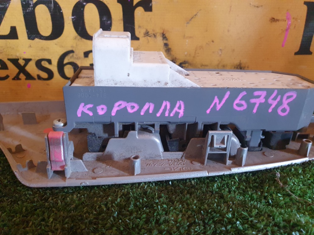 Блок управления стеклоподъемниками Toyota Corolla E150