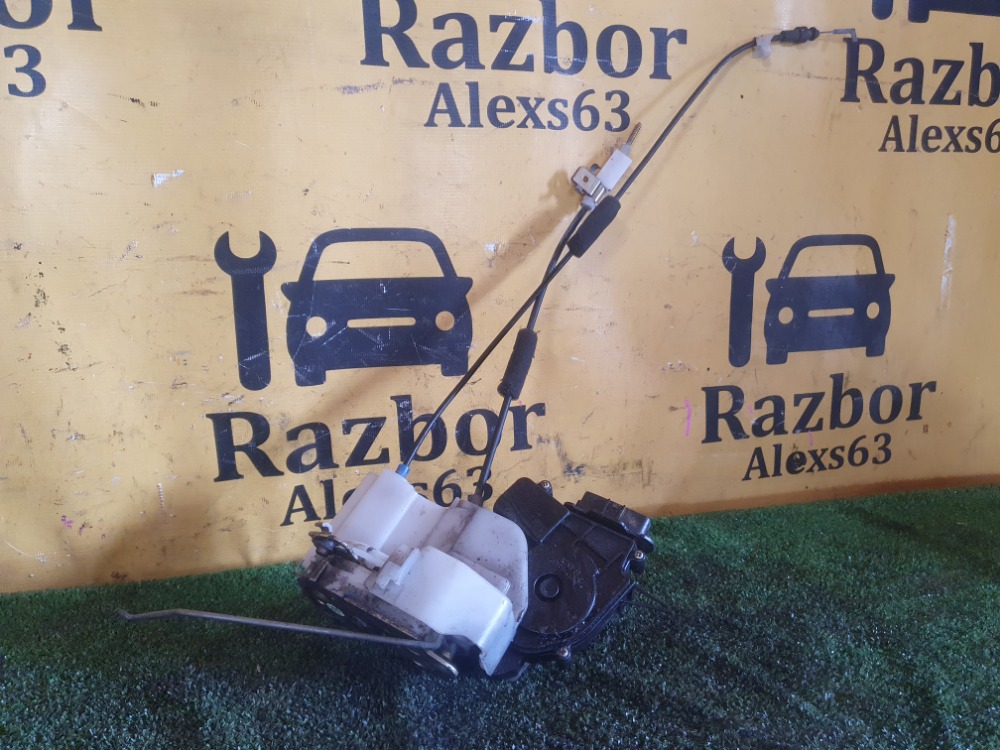 Замок двери Honda Accord