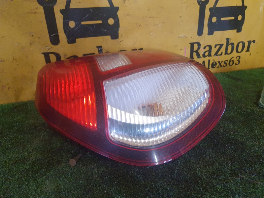 Фонарь Renault Symbol 2006