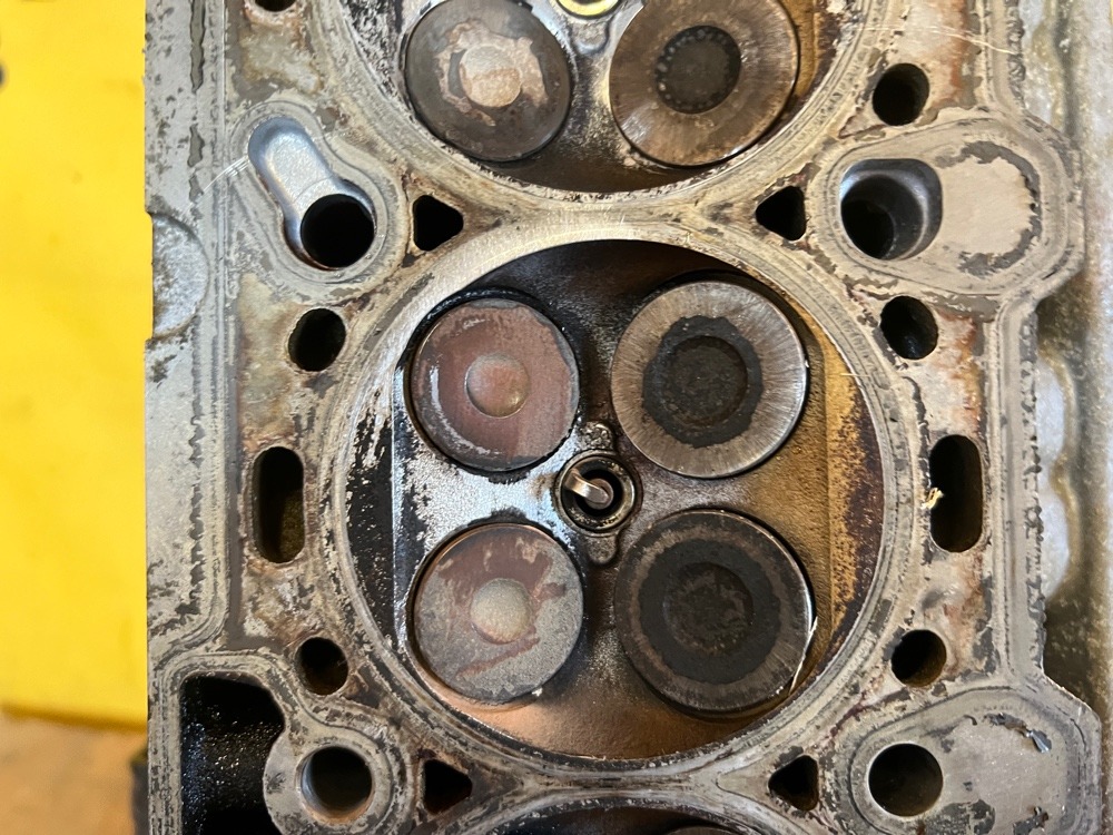 Головка блока цилиндров Opel Zafira B