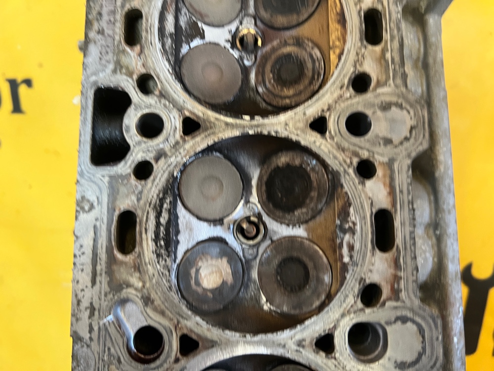 Головка блока цилиндров Opel Zafira B
