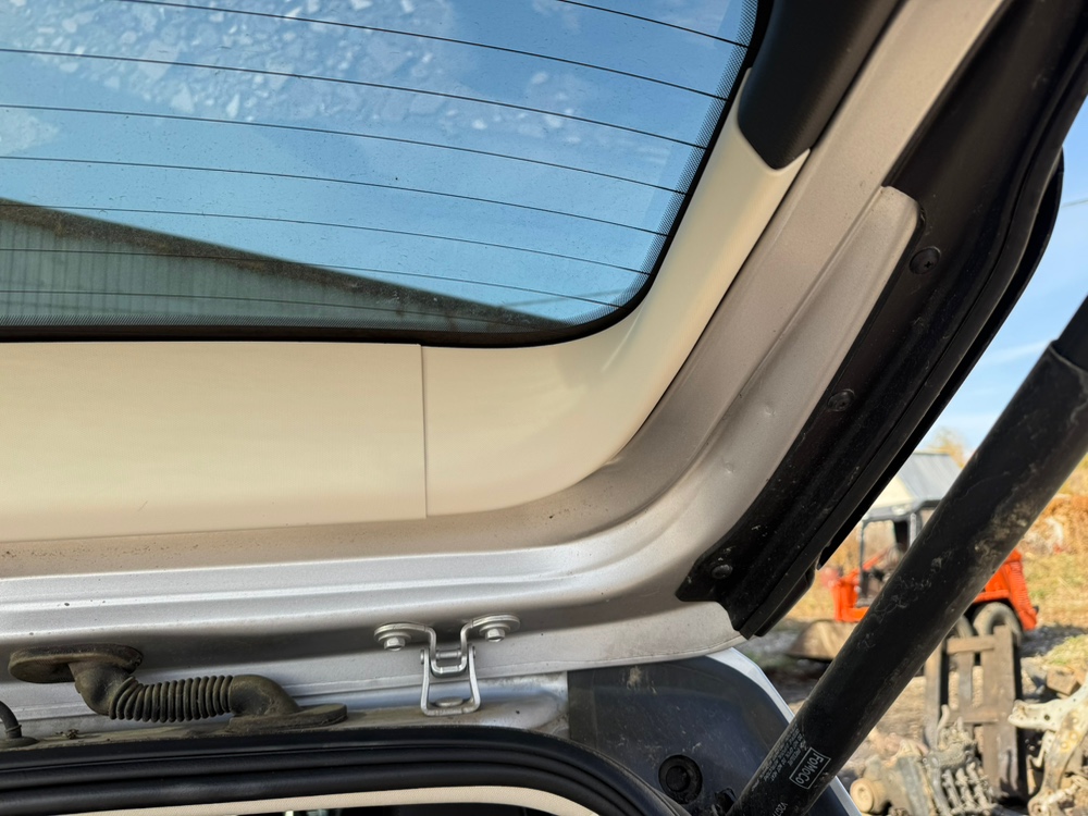Крышка багажника Ford KUGA 2013 2