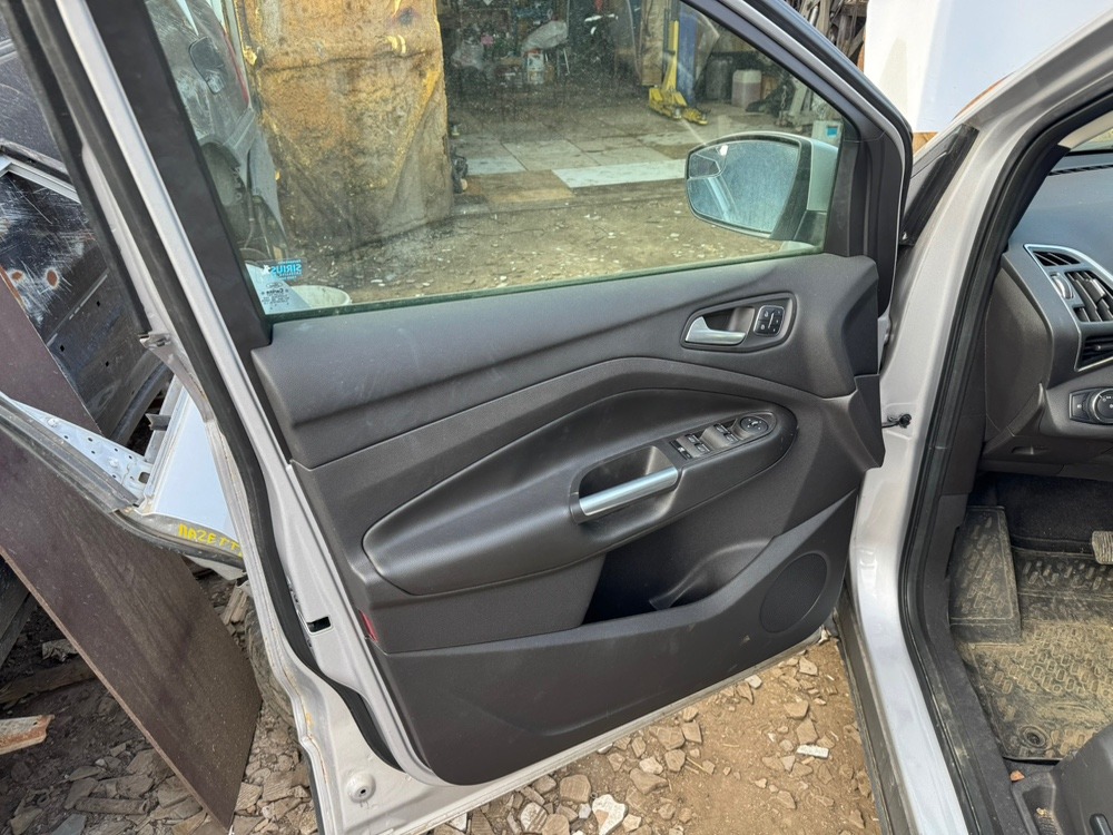 Дверь Ford KUGA 2013 2