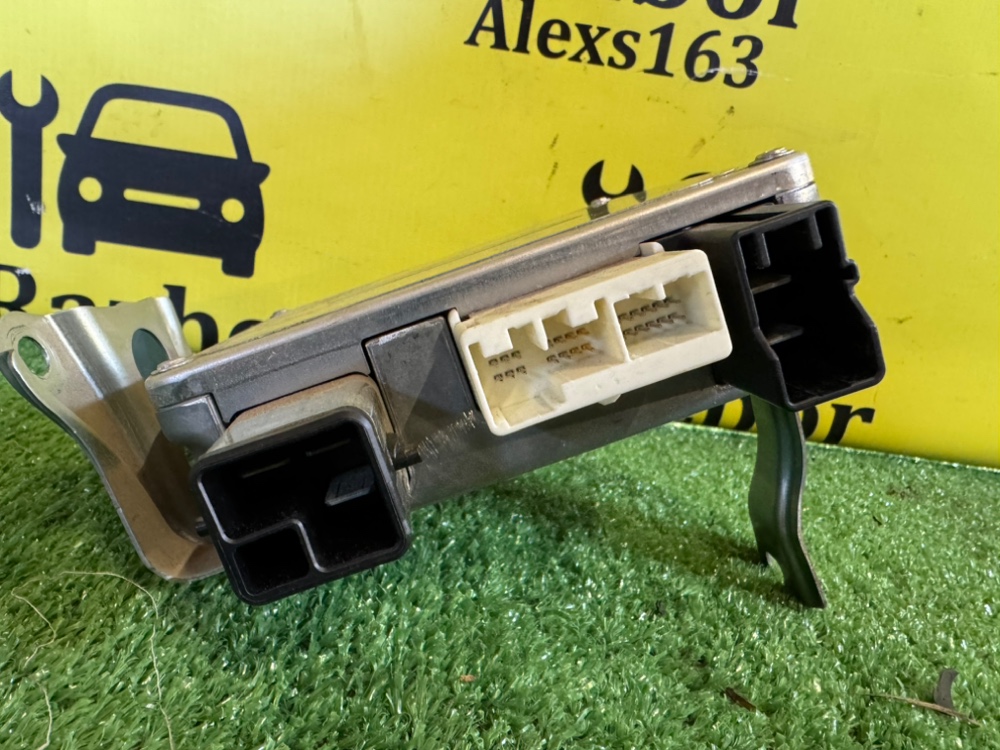 Блок управления рулевой рейкой Toyota RAV4 2006 XA30