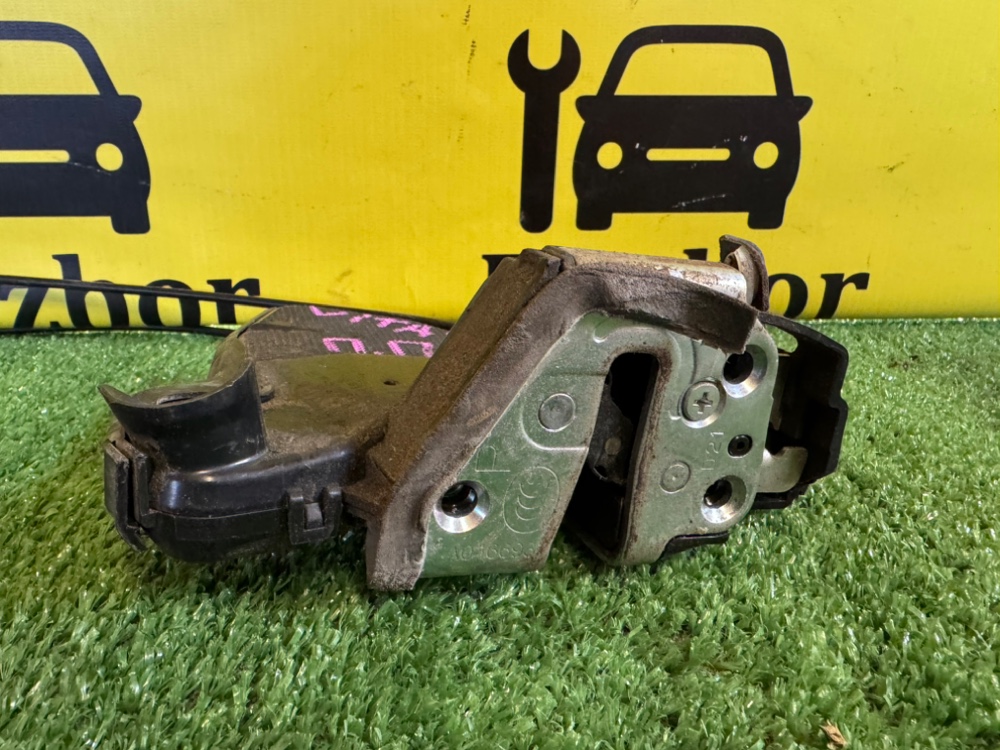 Замок двери Suzuki Grand Vitara 2006 2