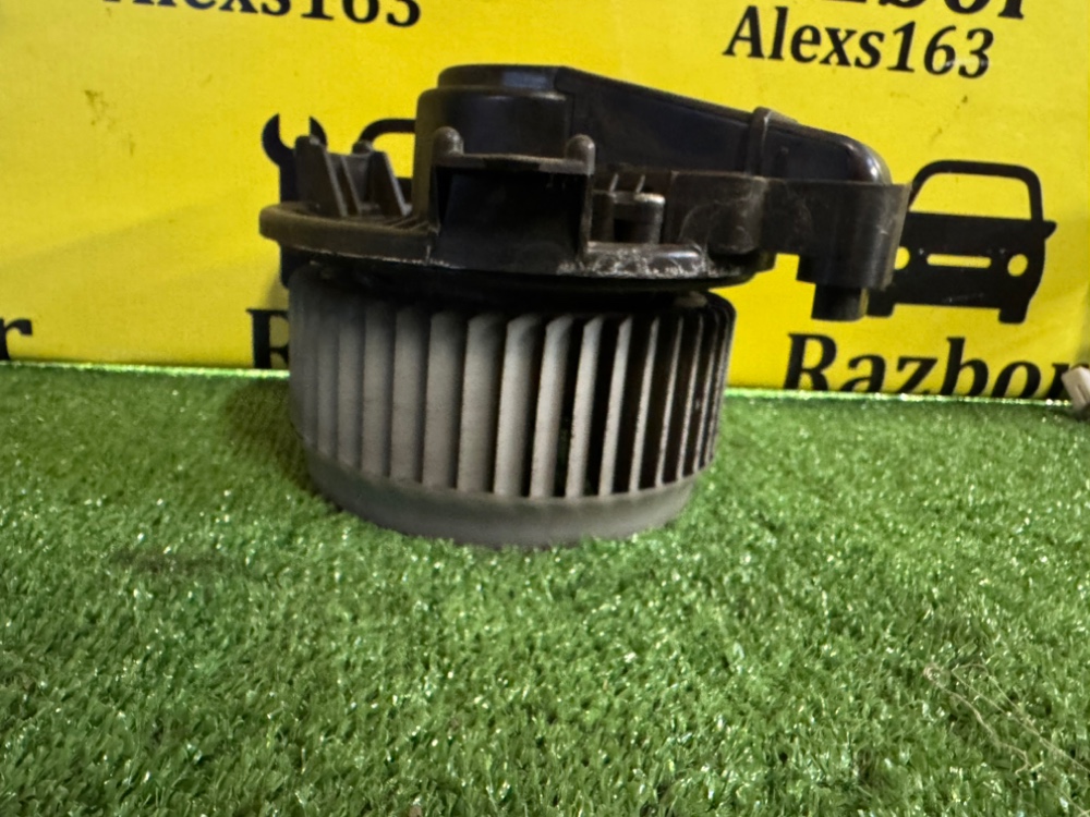 Мотор печки Toyota RAV4 2006 XA30