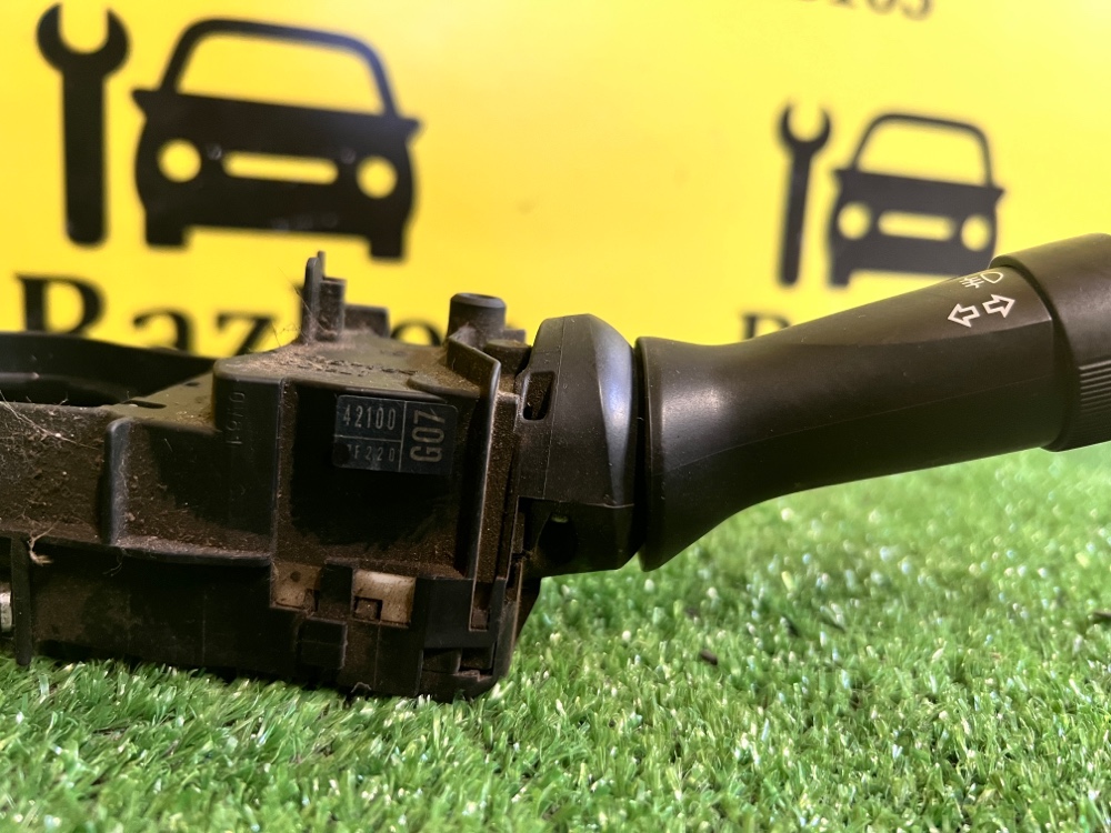Подрулевые переключатели Toyota RAV4 2006 XA30