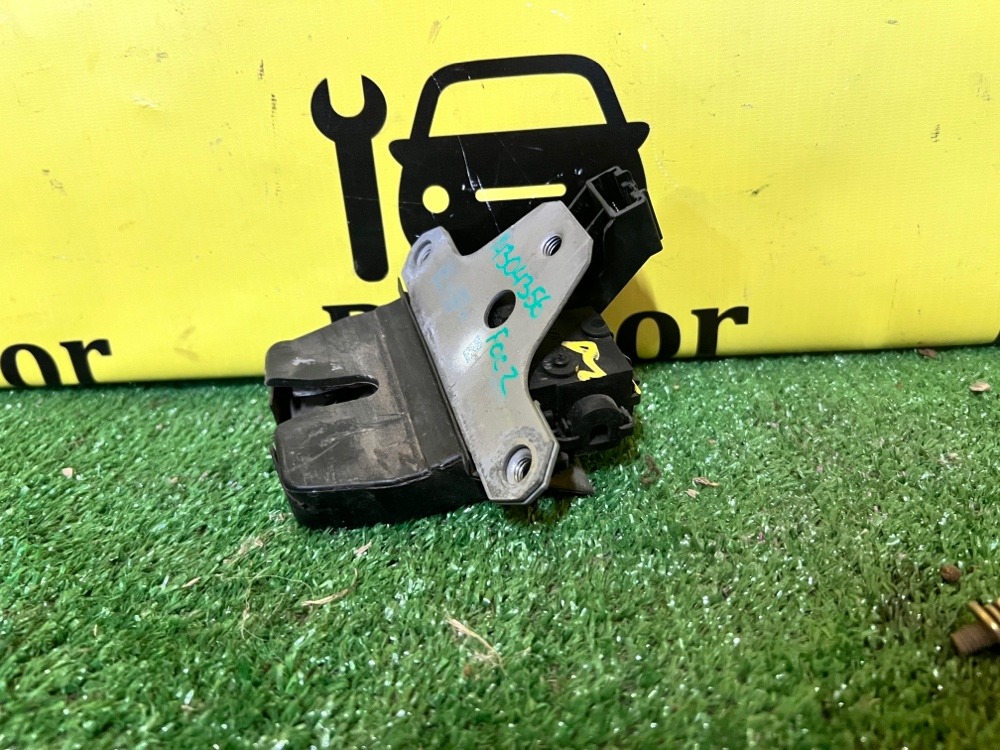 Замок багажника Ford Focus 2006 Хэтчбек 3-дверный