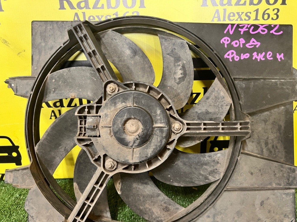 Вентилятор охлаждения Ford Fusion 2008