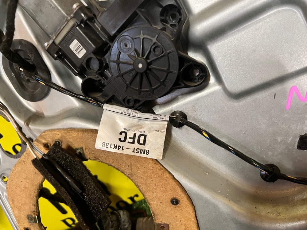 Стеклоподъемник Ford Focus 2011 2