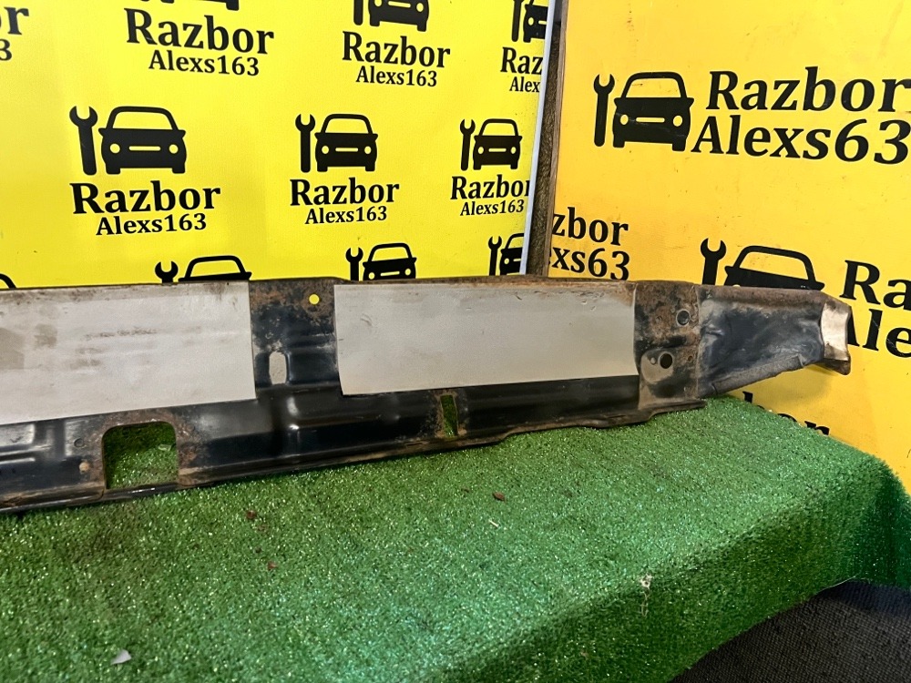 Усилитель бампера Lexus Lx 470 2005 J100