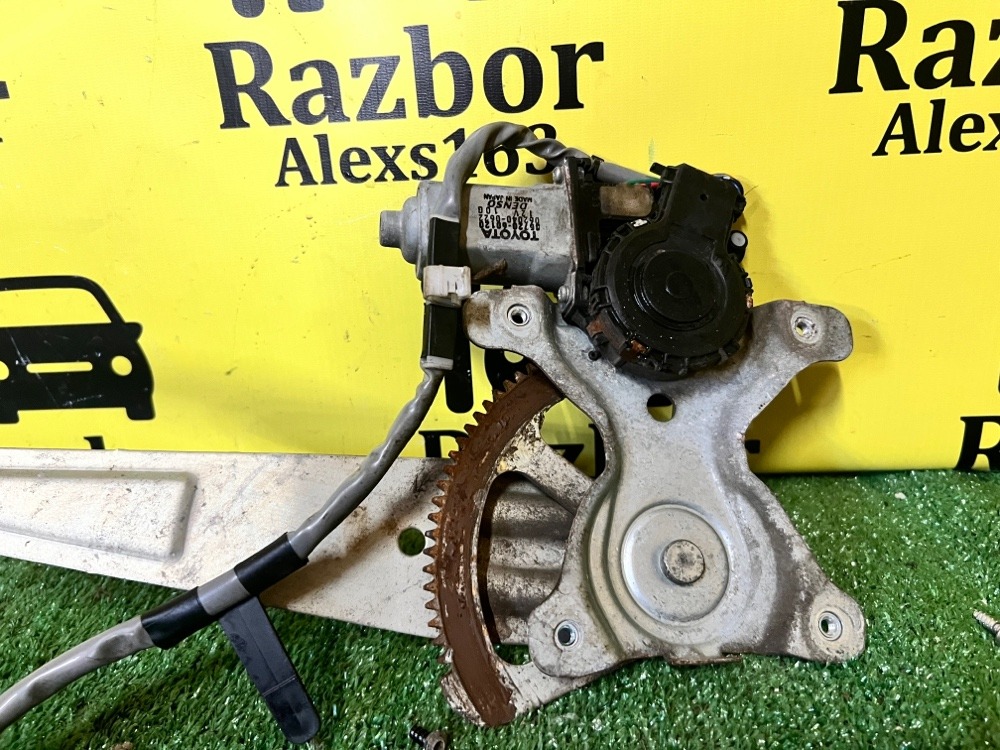 Стеклоподъемник Lexus Lx 470 2005 J100