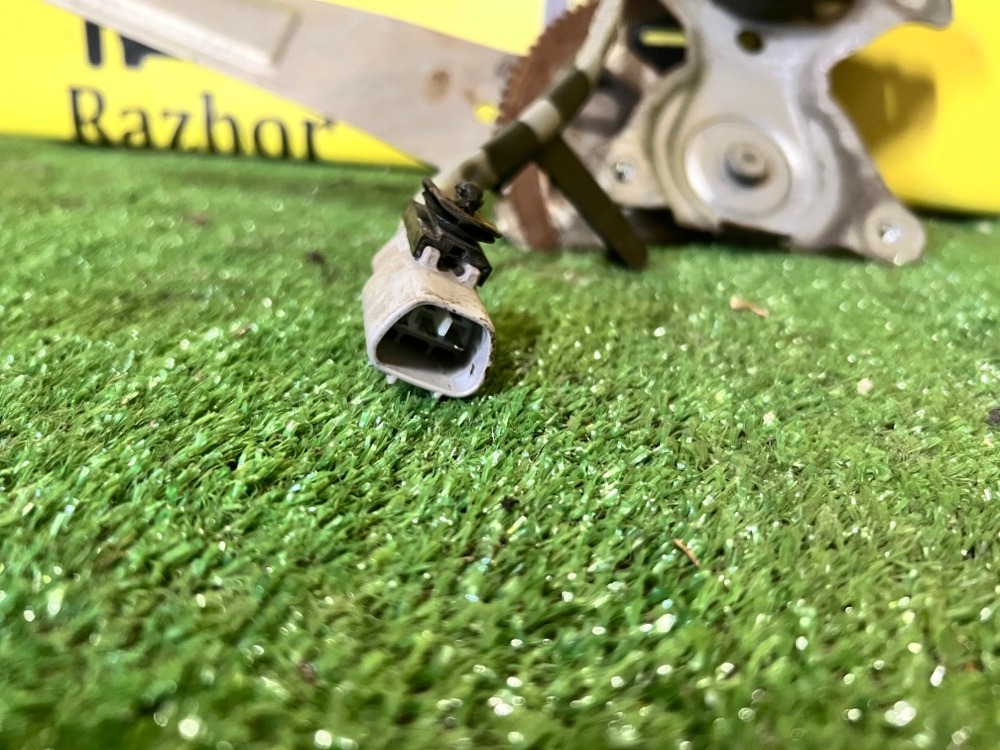 Стеклоподъемник Lexus Lx 470 2005 J100