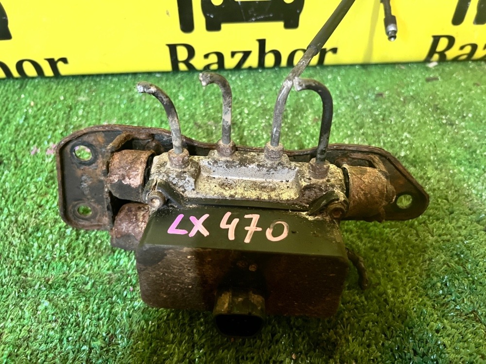 Блок клапанов гидроподвески Lexus Lx 470 2005 J100
