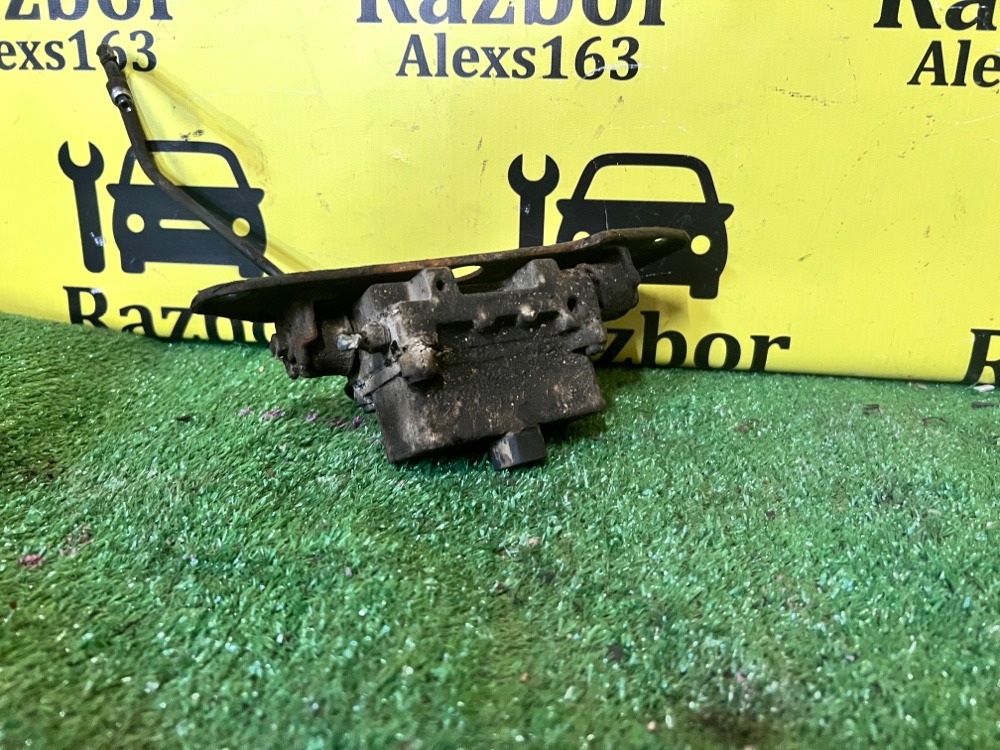 Блок клапанов гидроподвески Lexus Lx 470 2005 J100