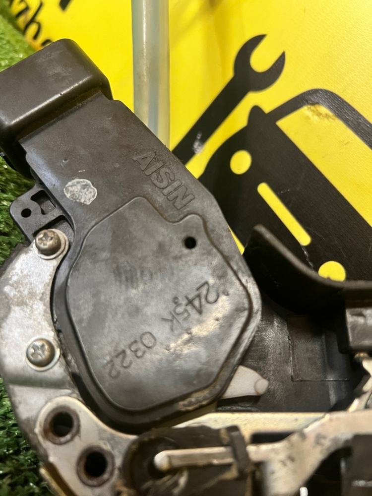 Замок двери Lexus Lx 470 2005 J100