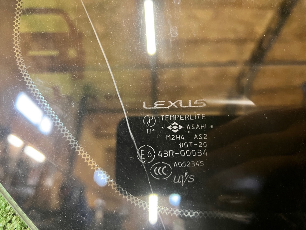 Стекло кузовное Lexus Lx 470 2005 J100