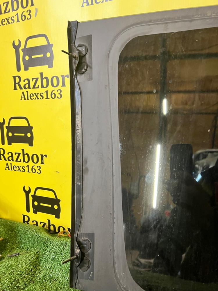 Стекло кузовное Lexus Lx 470 2005 J100