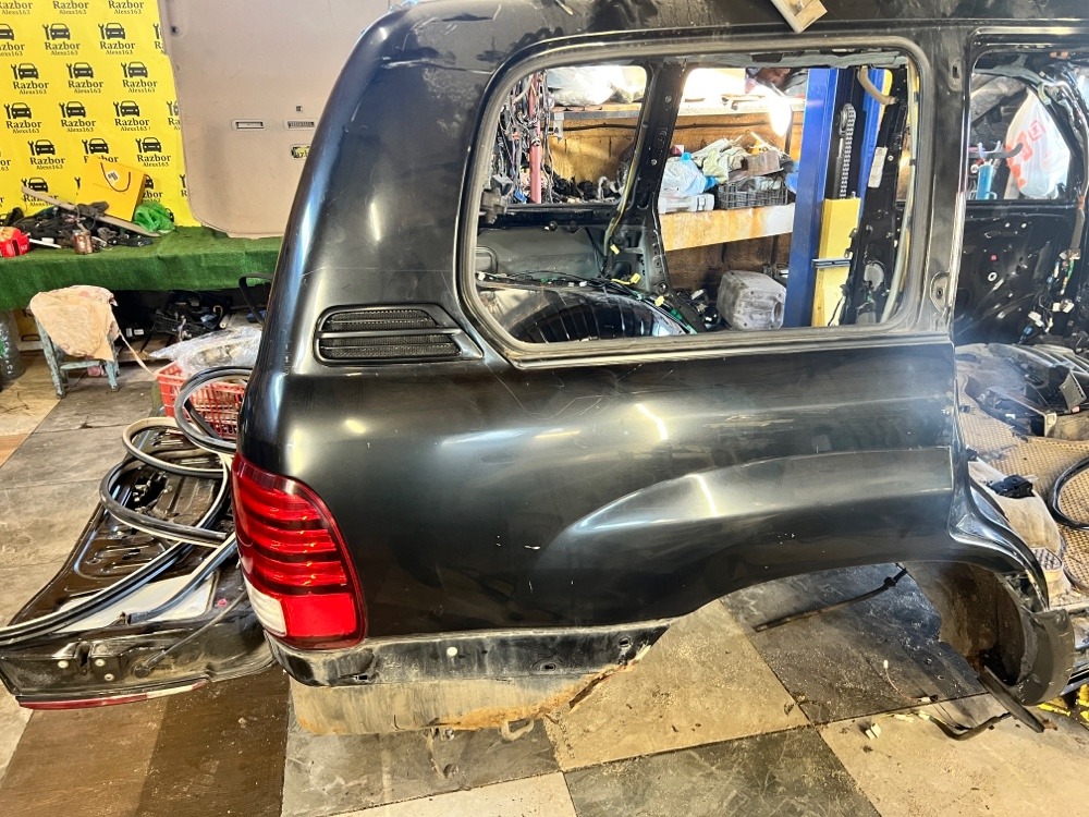 Четверть кузова Lexus Lx 470 2005 J100