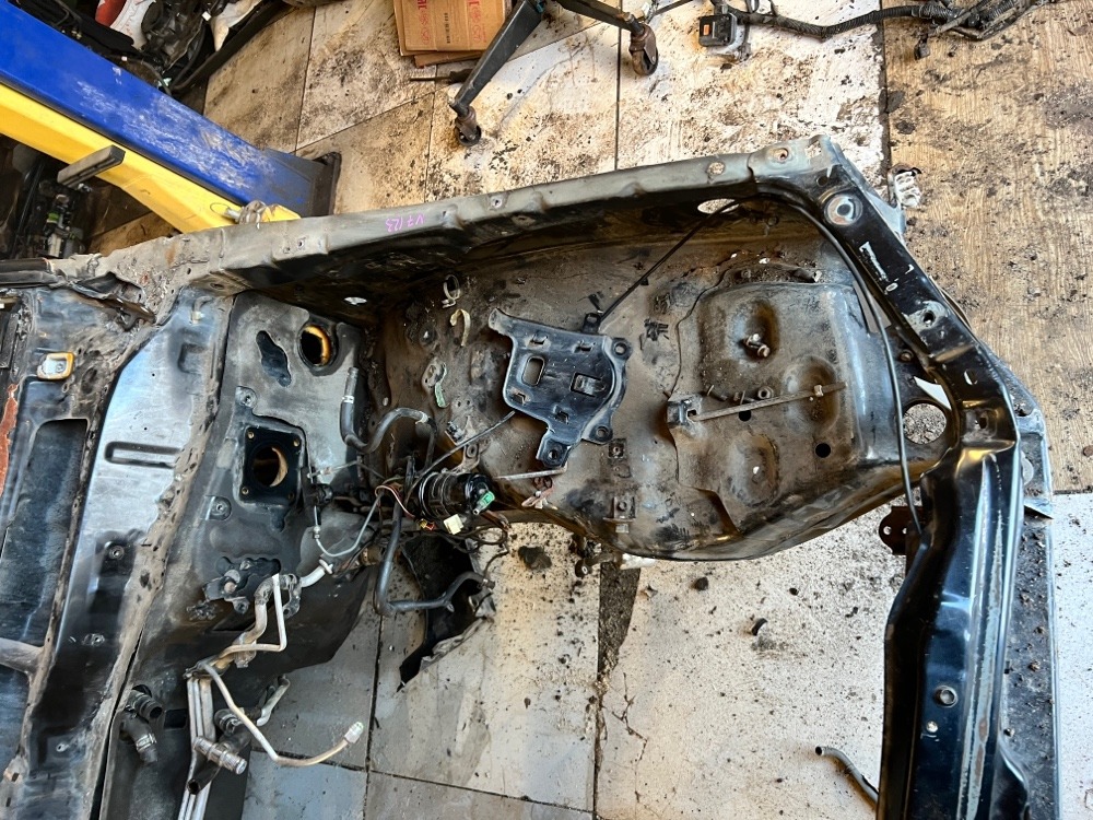 Четверть кузова Lexus Lx 470 2005 J100