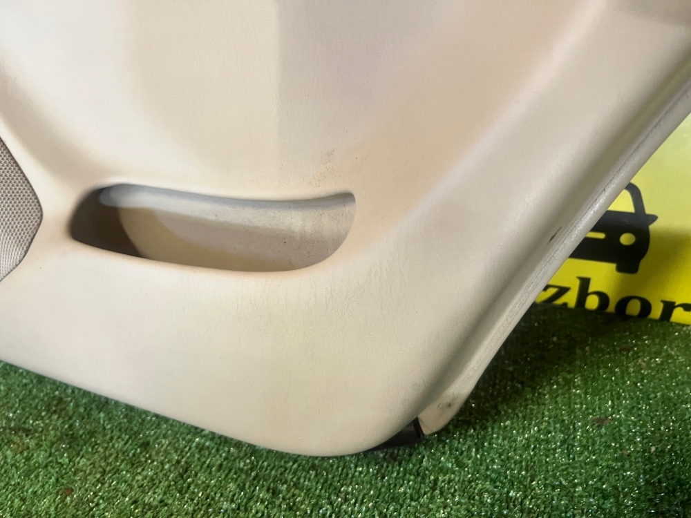 Обшивка двери Lexus Lx 470 2005 J100