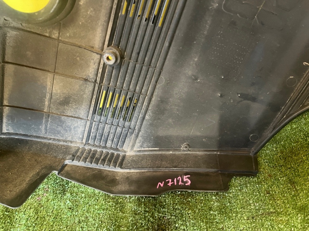 Декоративная крышка двигателя Lexus Lx 470 2005 J100