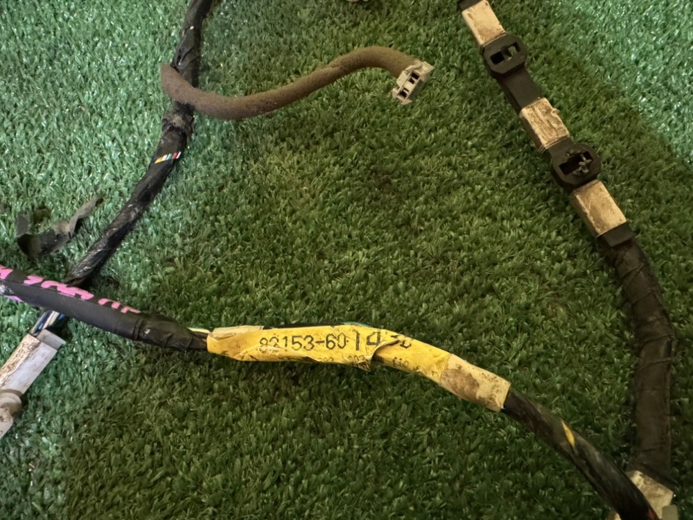 Проводка двери Lexus Lx 470 2005 J100