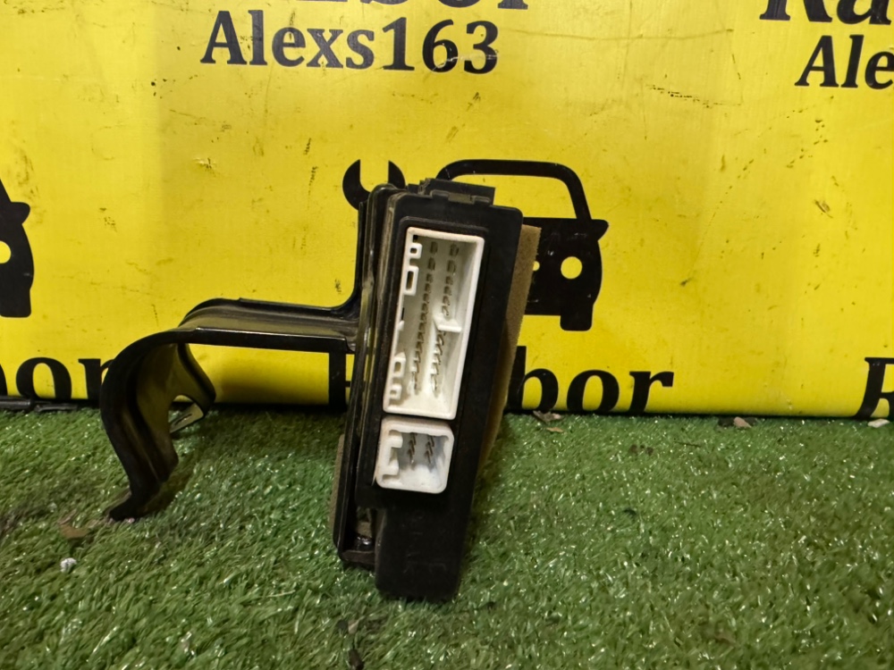 Блок управления зеркалами Lexus Lx 470 2005 J100