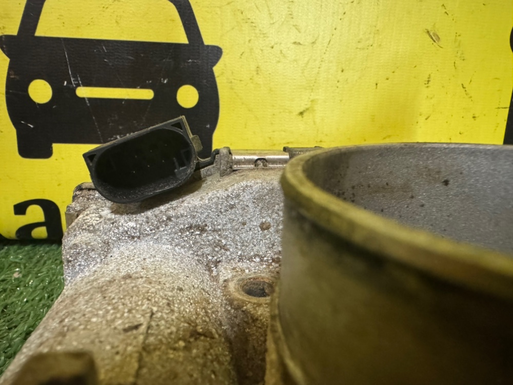 Дроссельная заслонка LADA Granta 2019 FL