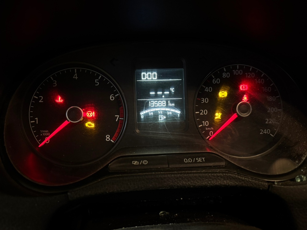 Щиток приборов Volkswagen Polo 2014 5