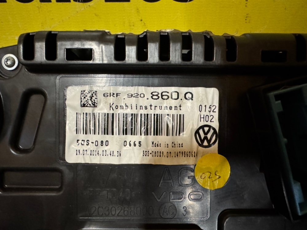 Щиток приборов Volkswagen Polo 2014 5