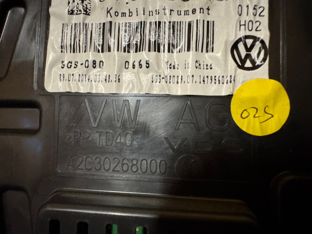 Щиток приборов Volkswagen Polo 2014 5