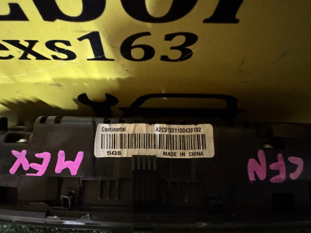 Щиток приборов Volkswagen Polo 2014 5