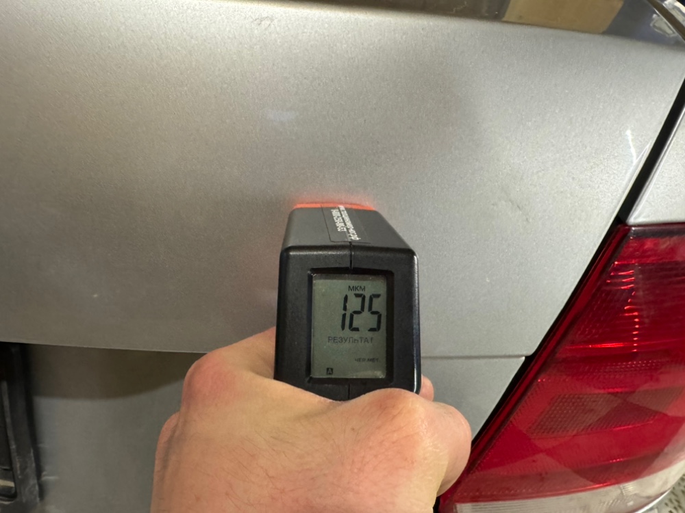 Крышка багажника Volkswagen Polo 2014 5