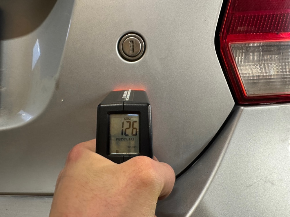 Крышка багажника Volkswagen Polo 2014 5