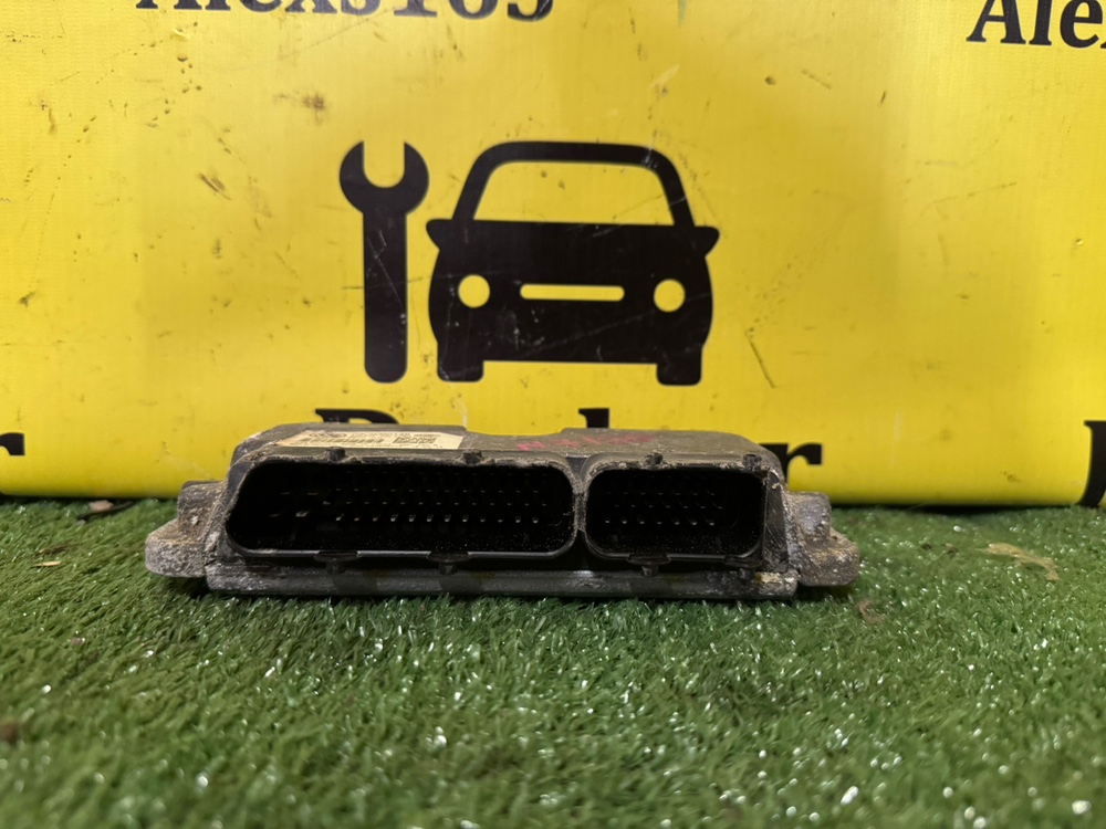 Блок управления двигателем (ЭБУ) Volkswagen Polo 2014 5