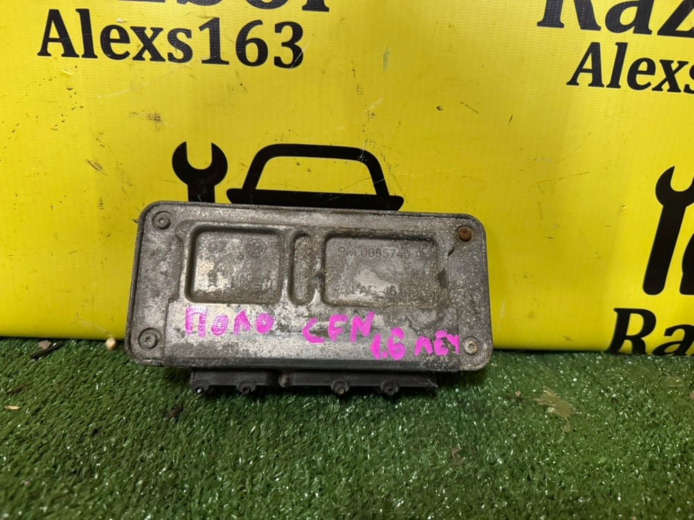 Блок управления двигателем (ЭБУ) Volkswagen Polo 2014 5