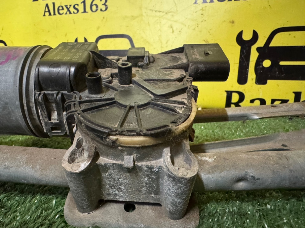 Моторчик дворников Volkswagen Polo 2014 5