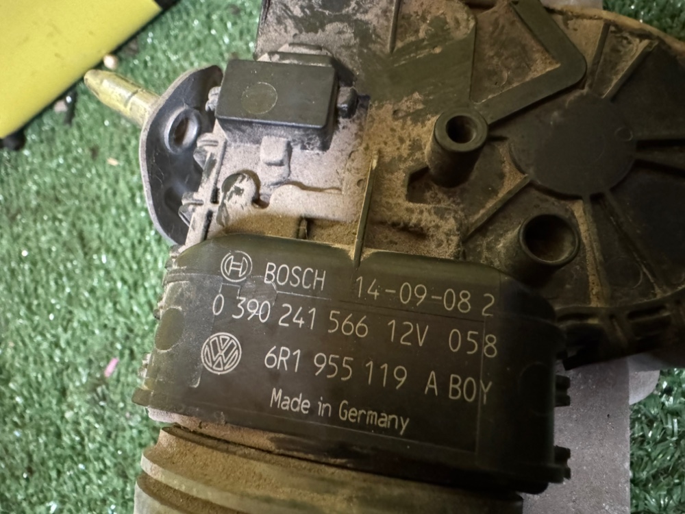 Моторчик дворников Volkswagen Polo 2014 5