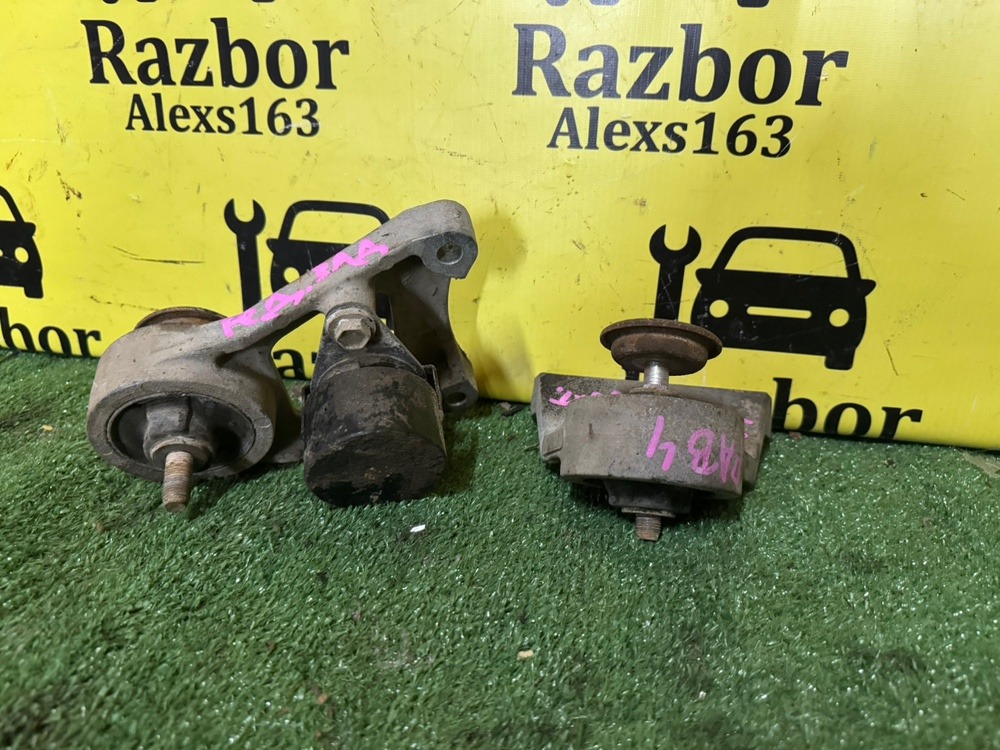 Кронштейн редуктора Toyota RAV4 2006 XA30